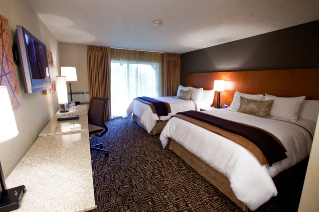 غرفة قياسية بسريرين كوين يُسمح فيها بالحيوانات الأليفة، Mt Hood Oregon Resort, Bw Premier Collection 2/6