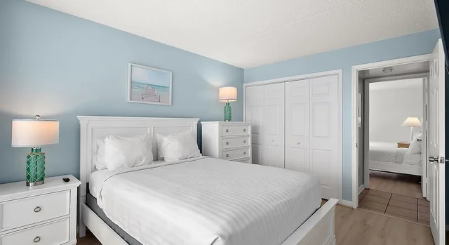 3 Bedrooms, Condo, Premium, Bay View, Balcony، Bay Club Resort 8/10