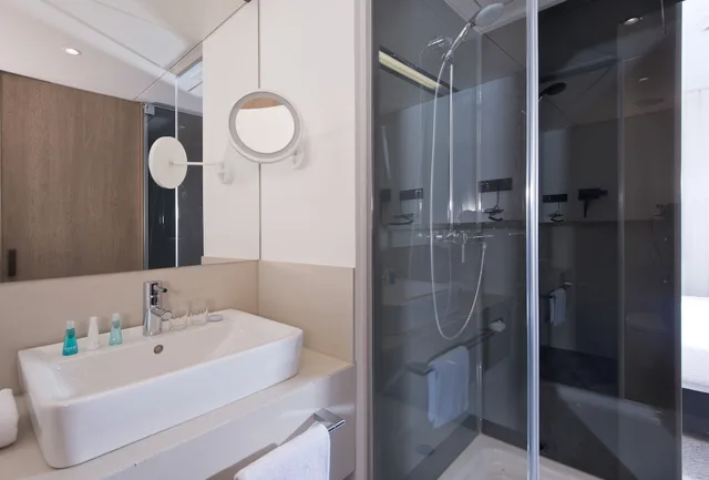 غرفة كومفورت بسريرين منفصلين، Sorat Hotel Saxx Nurnberg 4/5