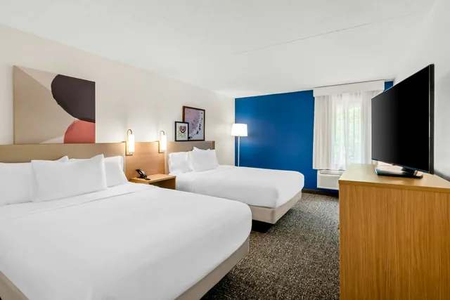 غرفة بسريرين كوين، Spark by Hilton Lexington 2/2