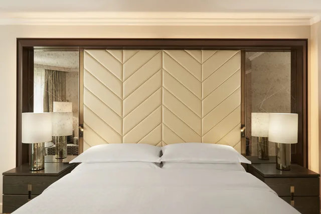 Studio, Junior Suite, King Bed, Sheraton Grand Warsaw 2/9