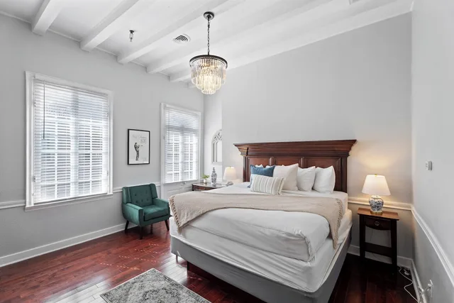 غرفة بريميوم بسرير كينج، Hotel St Pierre French Quarter 4/10