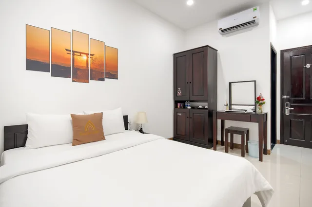غرفة أساسية بسرير كوين، Phuong Dong Hotel & Apartment 1/8