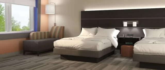 Standard, Double Bed, Holiday Inn Express Canton Potsdam 1/2