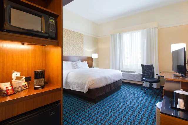 غرفة بسرير كينج لذوي الإعاقة، Fairfield Inn Suites By Marriott Buffalo Amherst University 3/5