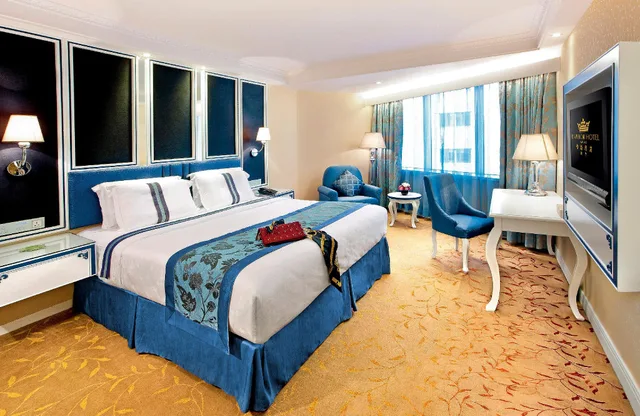 Executive, Double Bed, Emperor Macau 3/3