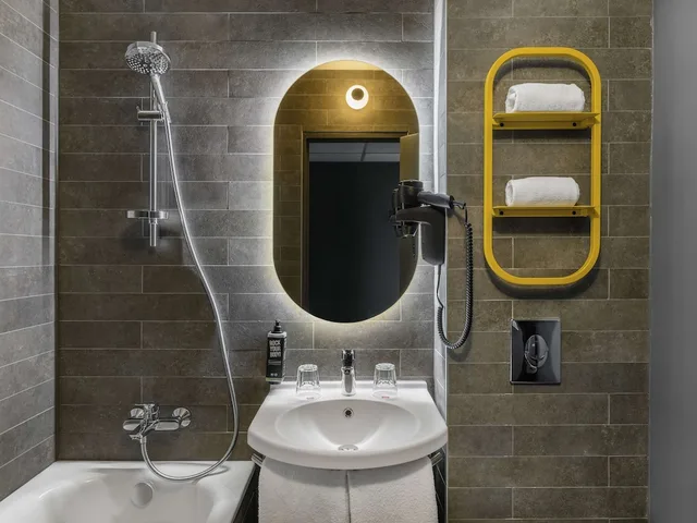 غرفة قياسية بسرير مزدوج وسريرين منفصلين، Ibis Budapest Citysouth 7/10