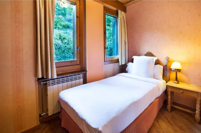 شقة بثلاثة أسرّة بغرفتي نوم مع أريكة، Anyos Park Apartamentos 5/7