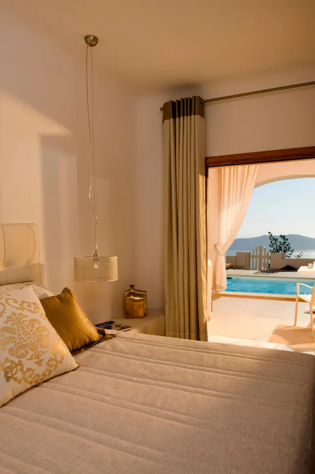 Deluxe, Suite, Caldera View, Private Pool، Gold Suites 1/8
