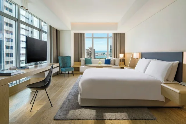 غرفة بريميير بسرير كينج بإطلالة على المدينة، THE AMNIS, a Luxury Collection Hotel, Kaohsiung 2/5