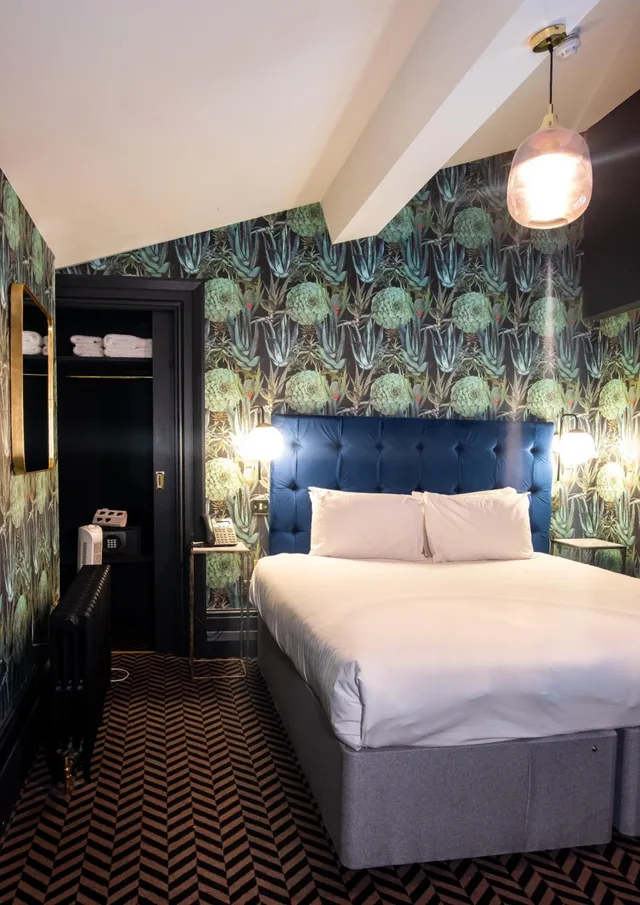 Standard, Double or Twin Bed, Lock & Key Hotel 6/9
