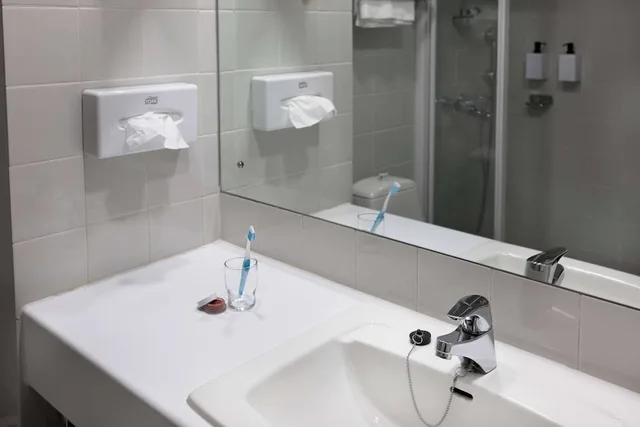 غرفة بسرير كينج، Scandic Plaza Turku 2/2