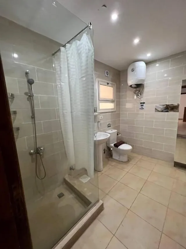 شقة بسريرين منفصلين وسرير كوين بغرفتي نوم مع أريكة، Lilly Apartments 7/7