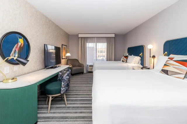 غرفة بسرير مزدوج لذوي الإعاقة، HOLIDAY INN HOTEL SUITES CINCINNATI DOWNTOWN 2/2