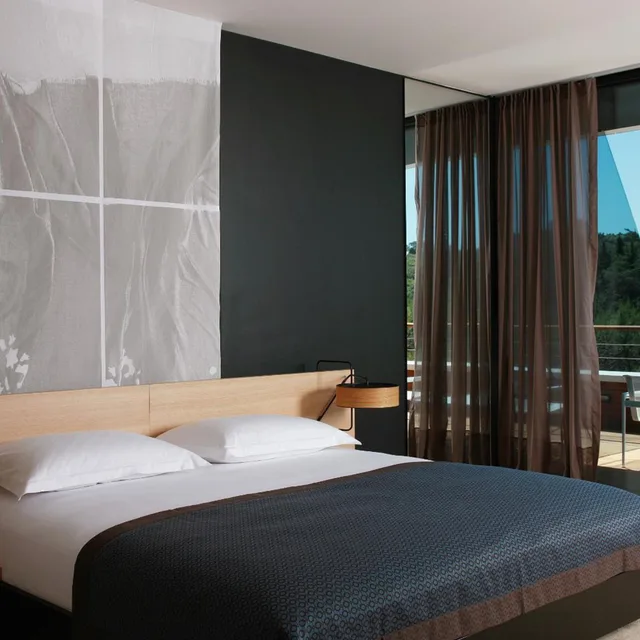 Suite, King Bed, Garden View, Lone Hotel by Maistra Collection 4/8