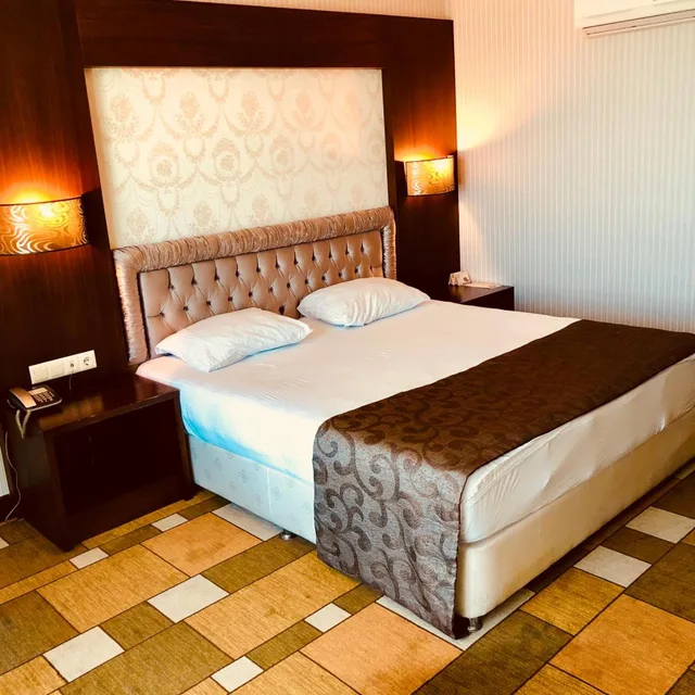 غرفة ديلوكس بسرير مزدوج، Grand Amios Hotel 3/4