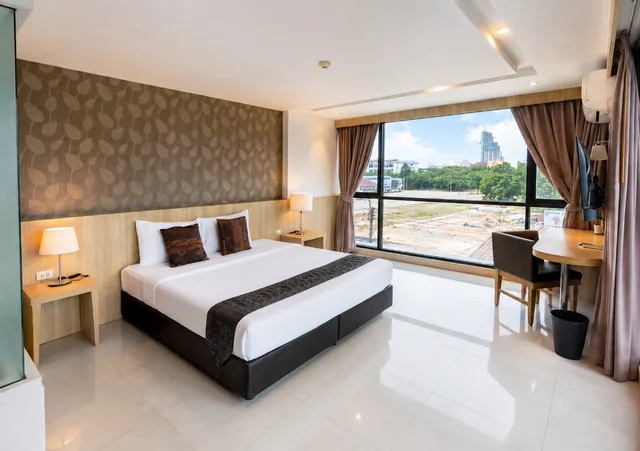 Deluxe, King Bed, Pool Access، Memo Suite Pattaya 1/2