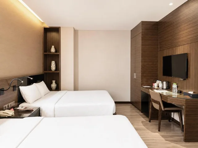 غرفة بريميير ثلاثية، QUEEN ANN HOTEL 4/10