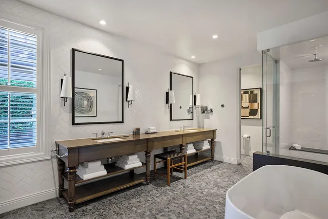 جناح بريميوم بسرير كينج، Hotel Yountville 4/5