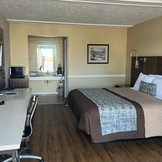غرفة مفردة بسرير فردي، Towne Inn 2/5