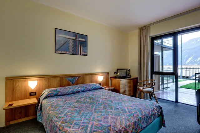 غرفة قياسية مزدوجة، Hotel Cristina 1/6