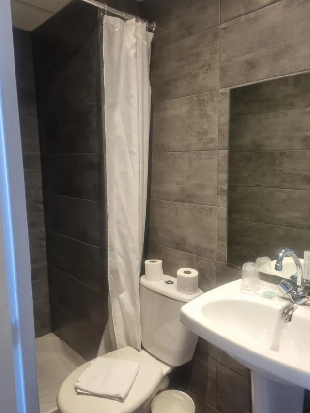 Room, Double Bed, Eiffel View، HOTEL EIFFEL KENSINGTON 8/10