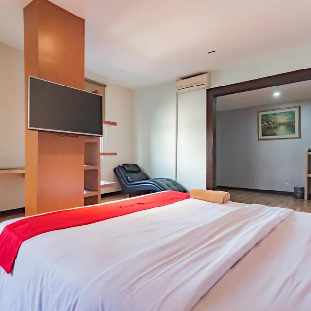 غرفة ديلوكس، RedDoorz Premium Near Bandung Station 1/10