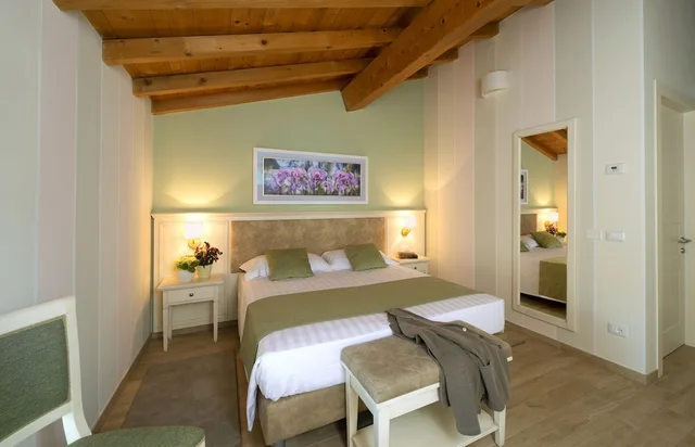 غرفة كلاسيكية بسرير مزدوج، Borgo Romantico Relais 4/5