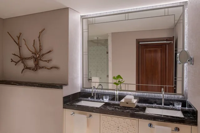 1 Bedroom, Pool Side, Patio, The St. Regis Marsa Arabia Island, The Pearl Qatar 6/6