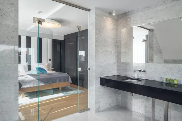 شقة بسرير مزدوج بشرفة بغرفة نوم واحدة مع أريكة، Almond Business Spa 7/9