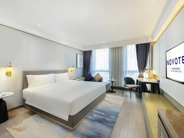 غرفة سوبيريور بسرير كينج، Novotel Suzhou Huanxiu Lake 3/7