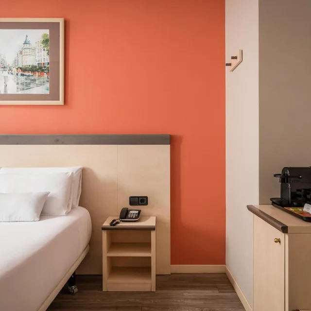 غرفة قياسية بسرير كينج، Petit Palace Trencadis (ex Sunotel Club Central) 7/10