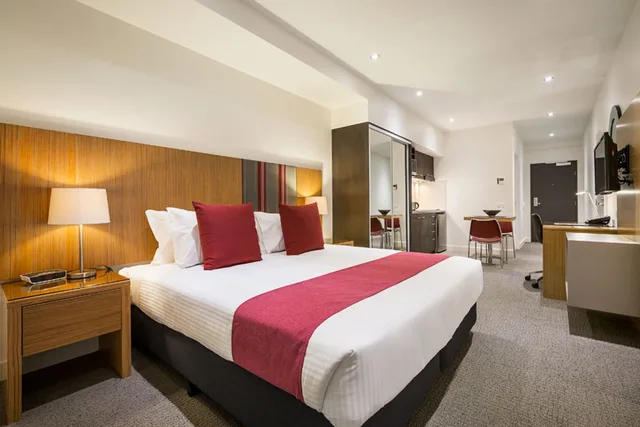 Studio, Apartment, Twin Beds, King Bed, QUEST WODONGA 2/3