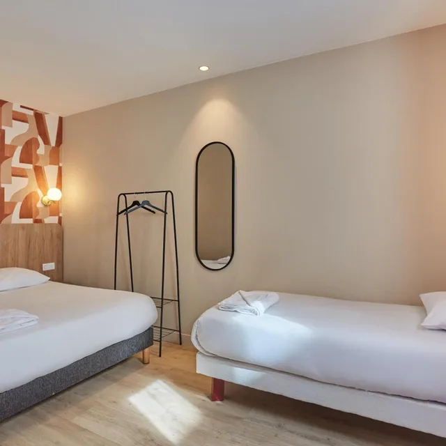 Triple Room, Merryl Hotel 3/5