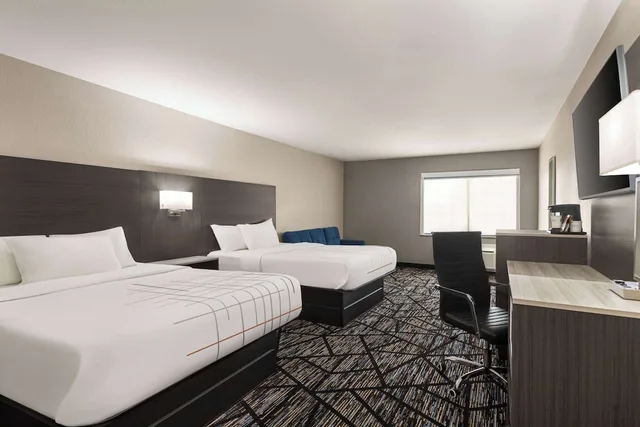 غرفة بسريرين كوين، La Quinta Inn & Suites by Wyndham San Antonio N Stone Oak 3/5
