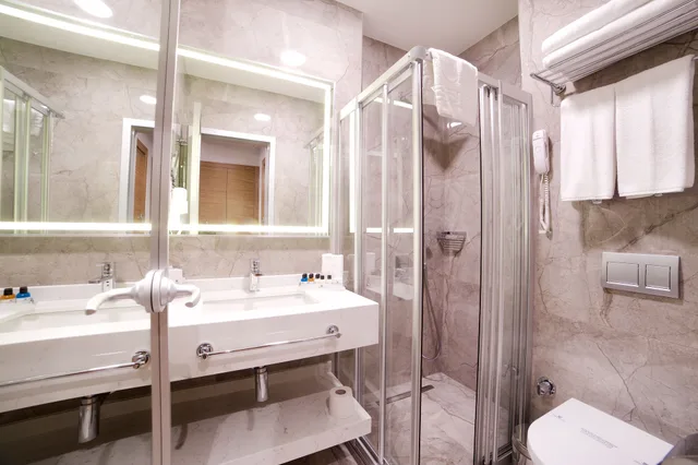 غرفة قياسية ثلاثية، Erboy Hotel Istanbul 8/8