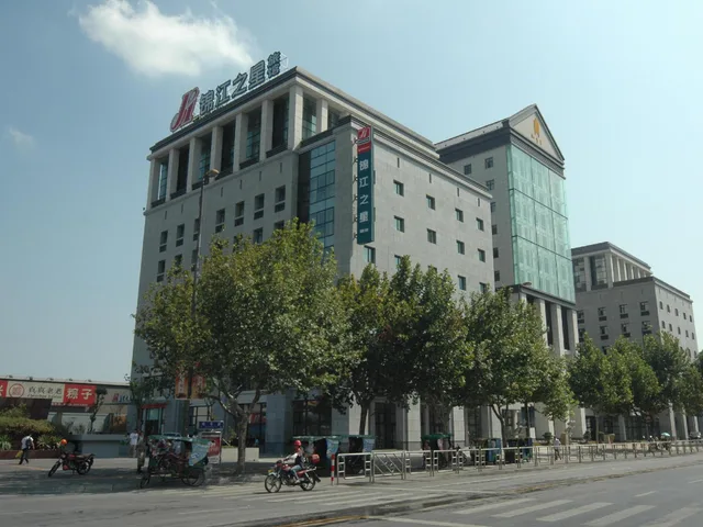 Superior, Queen Bed, Jinjiang Inn Jiaxing Train Station 1/1