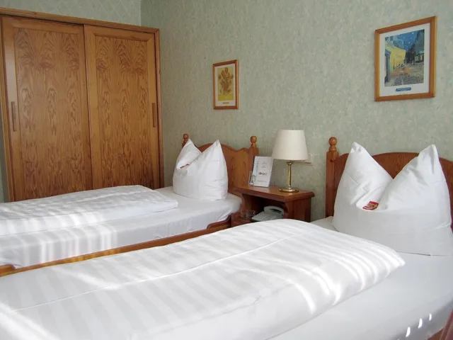 غرفة بسرير مزدوج، Motel Hamburg 1/3