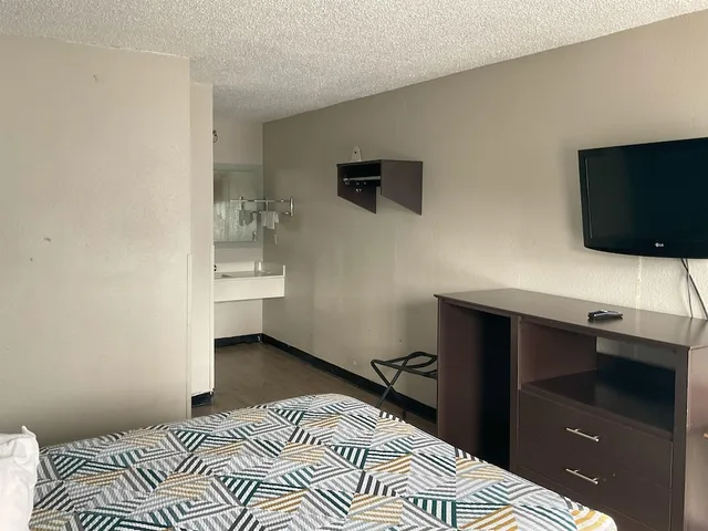 غرفة قياسية بسرير كوين لذوي الإعاقة، Hotel Baton Rouge Mid City 4/7