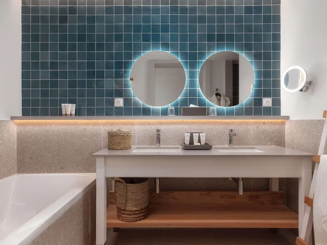 جناح بريستيج بسرير كينج بإطلالة على الحديقة بشرفة، SOFITEL AGADIR THALASSA SEA AND SPA 2/2