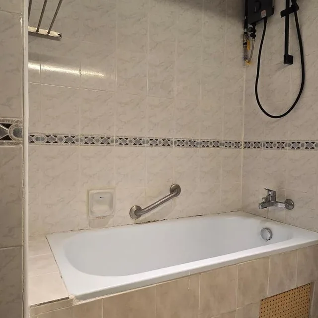 غرفة ديلوكس ثلاثية، Kingston Hotel 28 - Gocos Hotel Klang 8/8