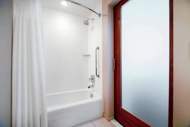 جناح بسريرين كوين مع سرير سحّاب إضافي لذوي الإعاقة، SpringHill Suites Columbus OSU 4/6