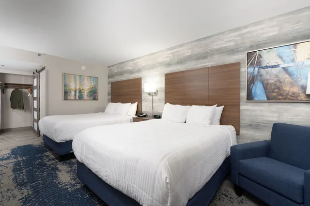 غرفة تنفيذية بسريرين كوين، MCM Elegante Hotel and Conference Center 1/9