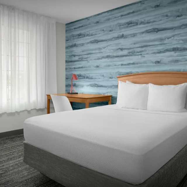 جناح بغرفتي نوم بحوض استحمام لذوي الإعاقة، TownePlace Suites by Marriott Albuquerque Airport 2/5