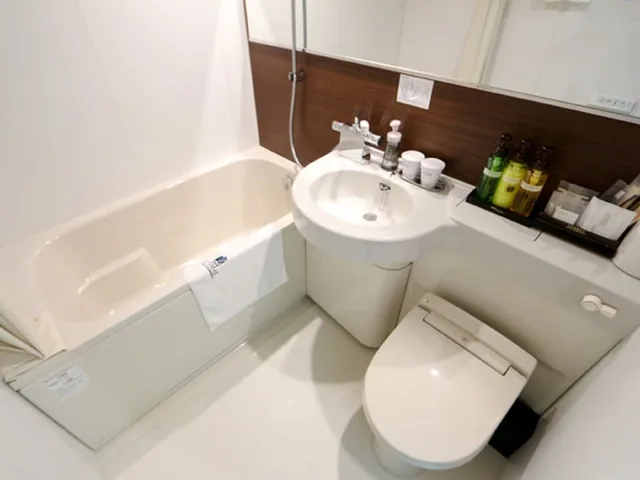 غرفة بسريرين منفصلين للمدخنين، Hotel Livemax Ueno-Ekimae 4/4