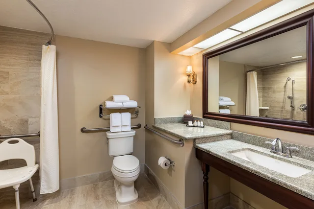 غرفة قياسية بسريرين كوين، The Waterfront Inn 8/9