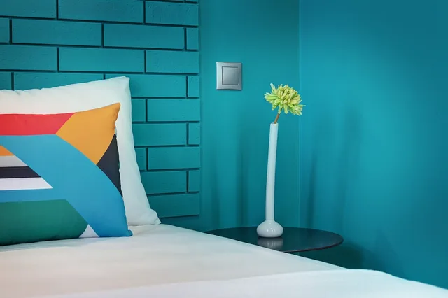 غرفة ديلوكس ركنية بسرير كينج بإطلالة على البحر بغرفة نوم واحدة، Colors Central Ladadika 6/7