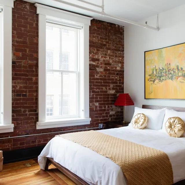 Orient, Suite, Queen Bed، The Dwell Hotel, a Member of Design Hotels 1/6