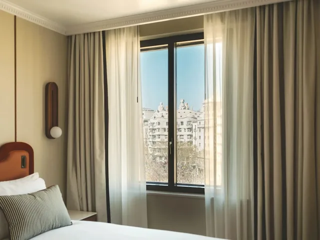 Paseo, Superior, Queen Bed, Terrace, Condes de Barcelona 4/7
