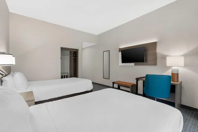 غرفة قياسية بسريرين مزدوجين، Comfort Inn & Suites Camden, SC 4/8